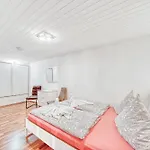 Galerie-apartment Am Kurgarten Διαμέρισμα *