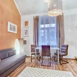 Galerie-apartment Am Kurgarten Διαμέρισμα *