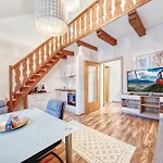 Galerie-apartment Am Kurgarten